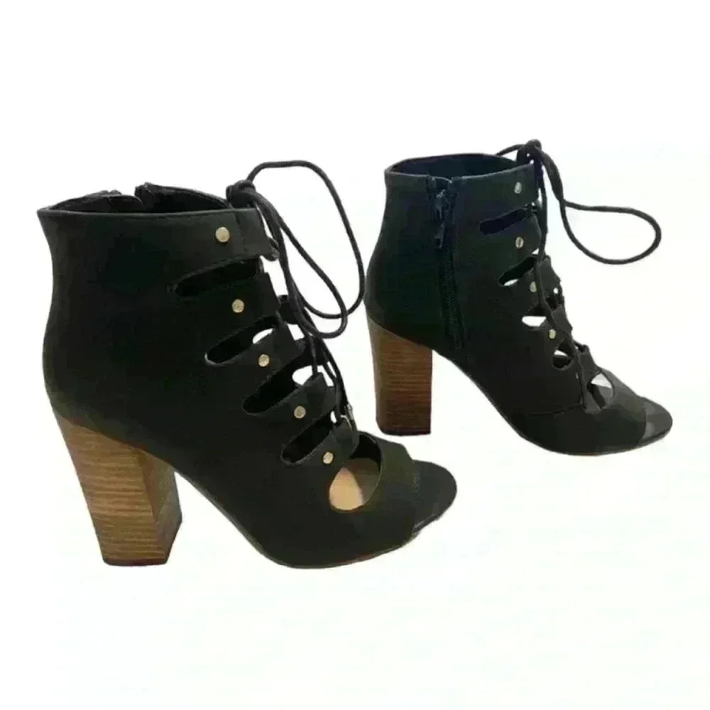 Aldo Woman Black Bootie - Picture 3 of 4